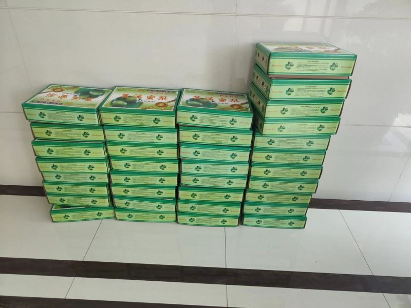 炎炎夏日送清涼，絲絲關(guān)懷暖人心——潤凱公司領(lǐng)導(dǎo)為員工們發(fā)放翠冠梨解暑